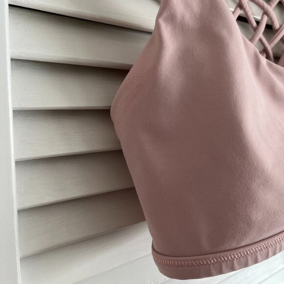 Lululemon Free To Be Bra (Wild) pink size 8 rare - Picture 3 of 9